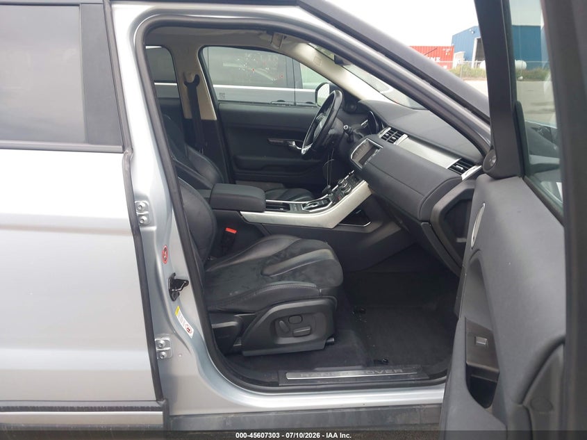 2015 Land rover Range rover evoque VIN SALVN2BG9FH991022 IAAI salvage auction — FRONT END, Certificate Of Title (Nebraska), sold $550 on 2026-07-23 (photo 5)