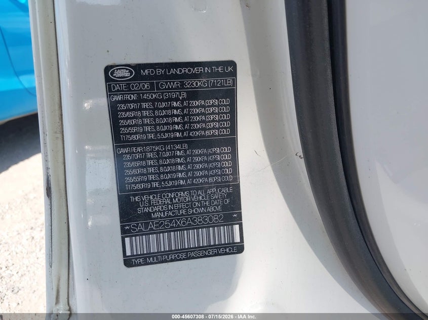 2006 Land rover Lr3 VIN SALAE254X6A383082 IAAI salvage auction — NORMAL WEAR, Clear (Illinois), sold $450 on 2026-07-20 (photo 9)