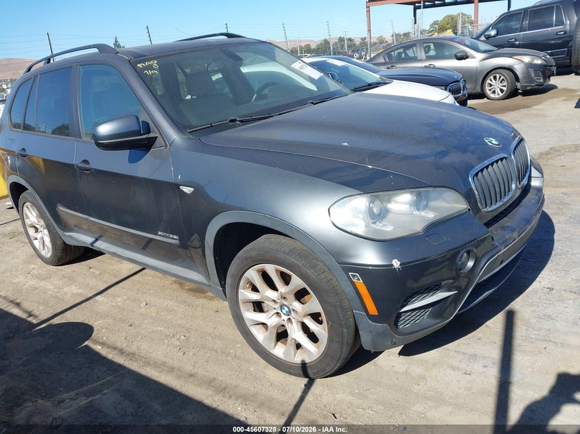 2012 BMW X5 VIN 5UXZV4C5XCL766164 IAAI salvage auction — NORMAL WEAR, Clear - Dealer Only (California), sold $600 on 2026-07-23 (photo 1)