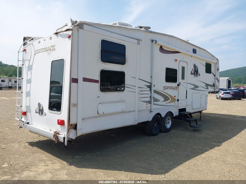 2006 Cedar creek Silverback VIN 4X4FCRJ286P196253 IAAI salvage auction — REAR END, Salvage (Pennsylvania), sold $25 on 2026-09-09 (photo 4)