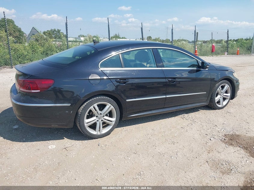 2013 Volkswagen Passat cc VIN WVWBP7AN4DE562077 IAAI salvage auction — LEFT FRONT, Clear (Wisconsin), sold $425 on 2026-07-28 (photo 4)
