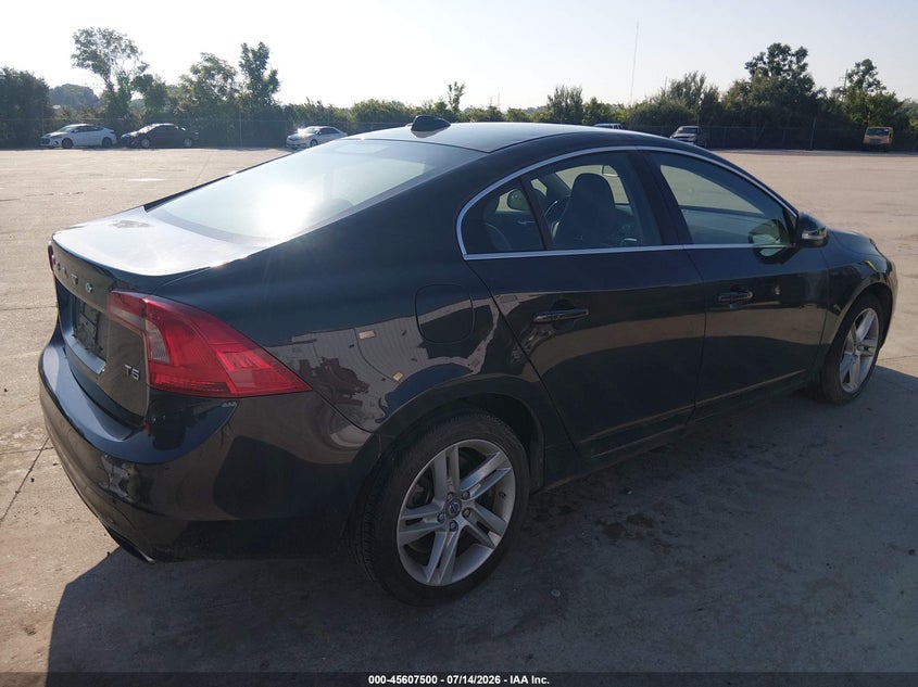 2015 Volvo S60 VIN YV126MFB9F1315478 IAAI salvage auction — NORMAL WEAR, Clear (Missouri), sold $350 on 2026-07-28 (photo 4)
