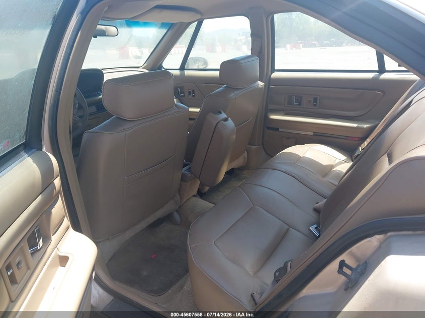 1992 Oldsmobile .88 VIN 1G3HY53L1NH375242 IAAI salvage auction — SIDE, Clear - Dealer Only (California), sold $75 on 2026-07-21 (photo 8)