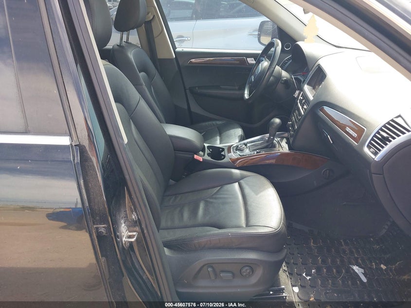 2010 Audi Q5 VIN WA1LKAFP3AA020511 IAAI salvage auction — NORMAL WEAR, Clear-Dealer Only (Arizona), sold $225 on 2026-07-30 (photo 5)