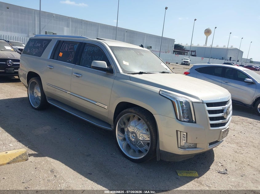 2015 Cadillac Escalade VIN 1GYS3JKJ9FR205102 — IAAI salvage auction photo
