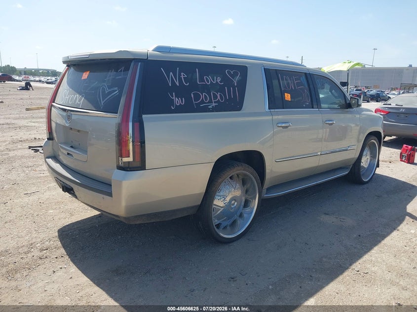 2015 Cadillac Escalade VIN 1GYS3JKJ9FR205102 IAAI salvage auction — WATER/FLOOD, Salvage Title, sold $8,600 on 2026-08-21 (photo 4)