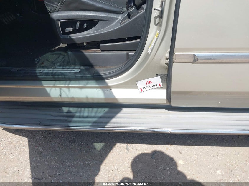 2015 Cadillac Escalade VIN 1GYS3JKJ9FR205102 IAAI salvage auction — WATER/FLOOD, Salvage Title, sold $8,600 on 2026-08-21 (photo 6)
