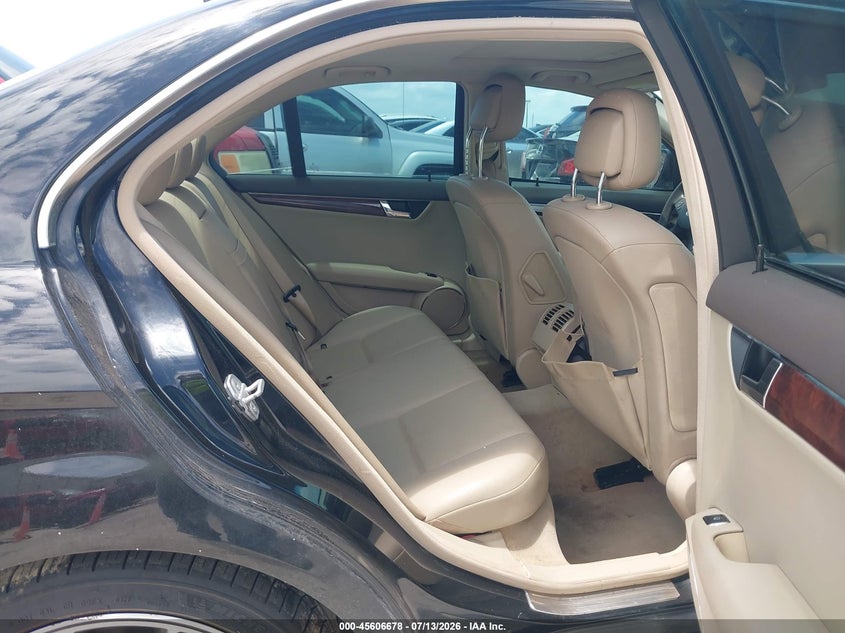 2009 Mercedes-benz C class VIN WDDGF54X99R078535 IAAI salvage auction — NORMAL WEAR, Original (Texas), sold $975 on 2026-08-03 (photo 8)