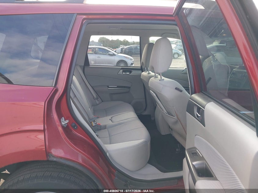 2012 Subaru Forester VIN JF2SHBDCXCH419966 IAAI salvage auction — NORMAL WEAR, Clear (Oregon), sold $675 on 2026-07-23 (photo 8)