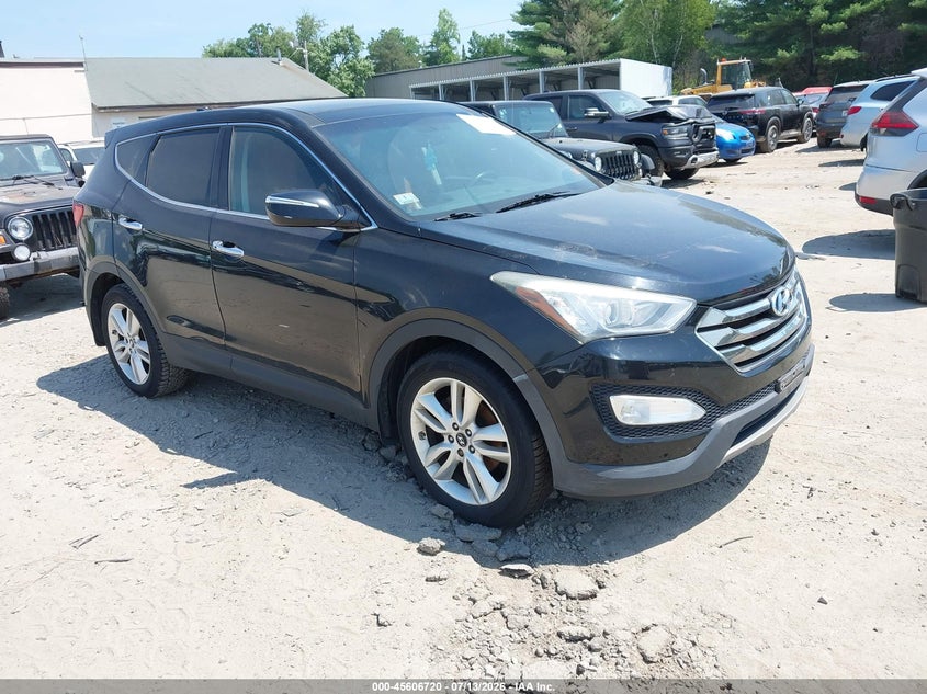 2013 Hyundai Santa fe VIN 5XYZWDLA2DG088857 IAAI salvage auction — NORMAL WEAR, Clear (Massachusetts), sold $50 on 2026-07-22 (photo 1)