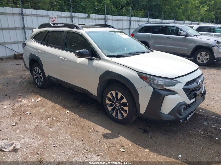 2024 Subaru Outback VIN 4S4BTANC5R3117850 — IAAI salvage auction photo