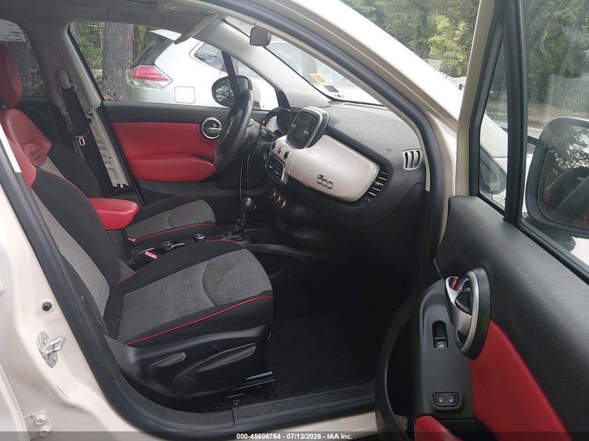 2016 Fiat 500x VIN ZFBCFYBT1GP377118 IAAI salvage auction — NORMAL WEAR, Clear (Virginia), sold $1,550 on 2026-07-14 (photo 5)