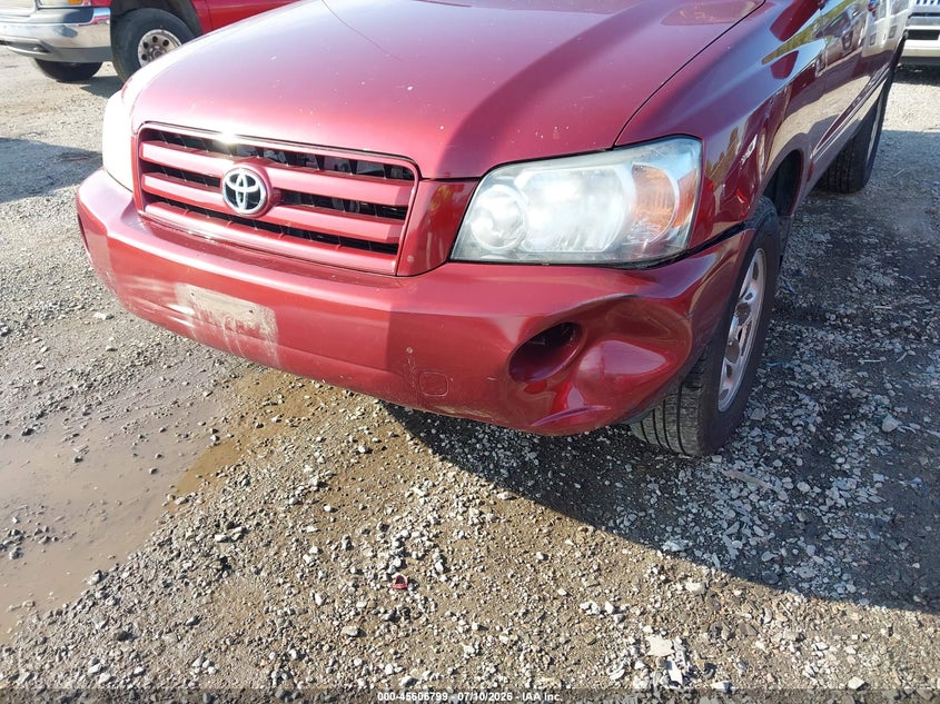 2005 Toyota Highlander VIN JTEGD21AX50121305 IAAI salvage auction — NORMAL WEAR, Clear (Virginia), sold $1,050 on 2026-07-24 (photo 6)