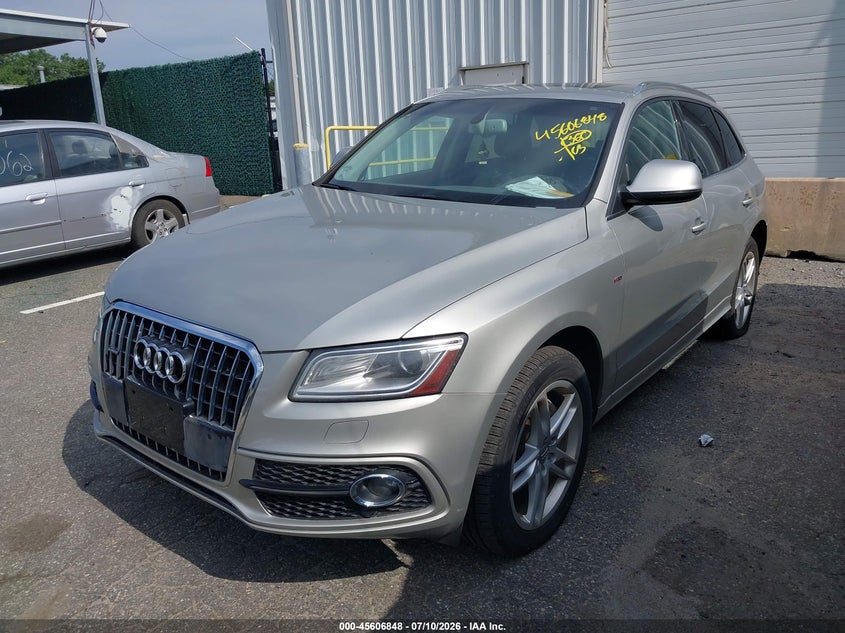 2013 Audi Q5 VIN WA1DGAFP1DA032375 IAAI salvage auction — NORMAL WEAR, Clear (Rhode Island), sold $1,450 on 2026-07-21 (photo 2)