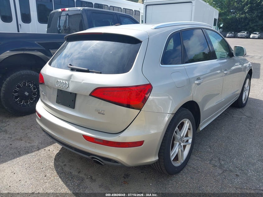 2013 Audi Q5 VIN WA1DGAFP1DA032375 IAAI salvage auction — NORMAL WEAR, Clear (Rhode Island), sold $1,450 on 2026-07-21 (photo 4)