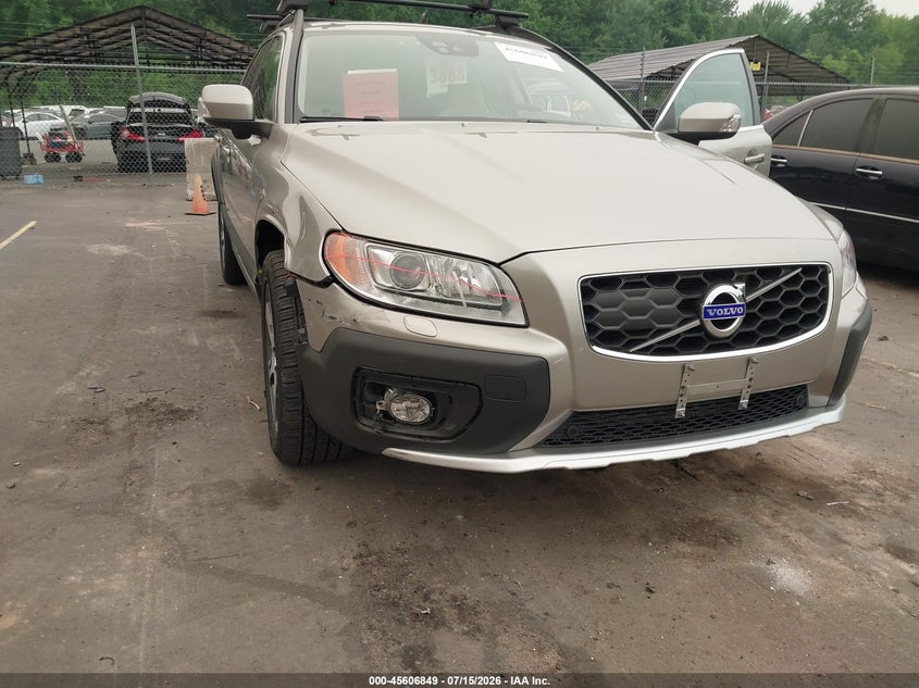 2015 Volvo Xc70 VIN YV4902NMXF1212550 IAAI salvage auction — FRONT END, Salvage Title, sold $7,100 on 2026-08-19 (photo 6)