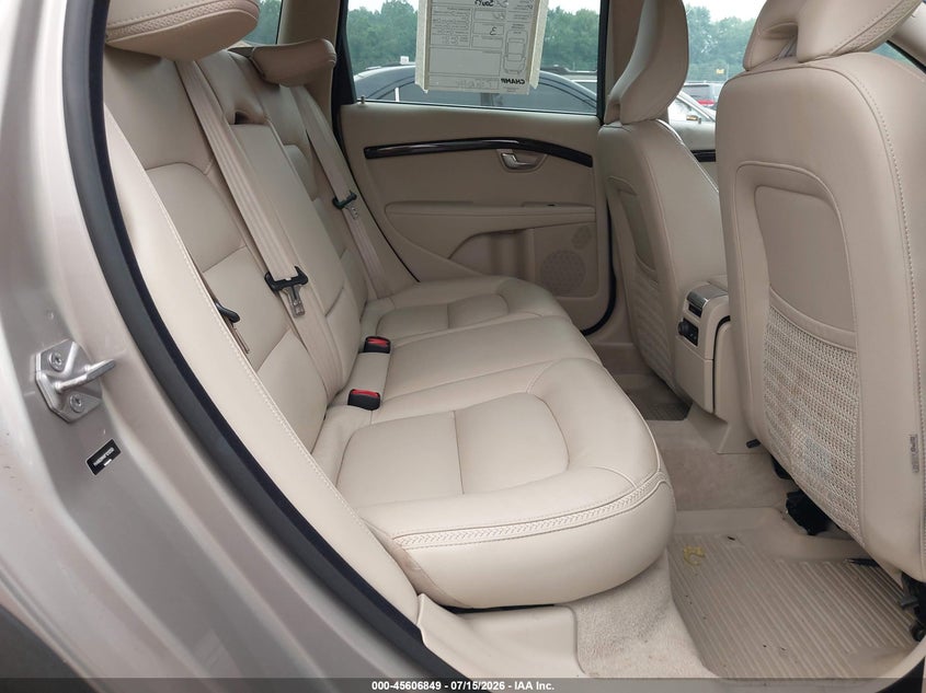 2015 Volvo Xc70 VIN YV4902NMXF1212550 IAAI salvage auction — FRONT END, Salvage Title, sold $7,100 on 2026-08-19 (photo 8)
