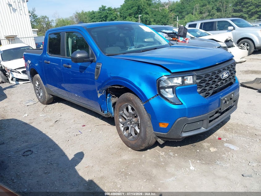 2025 Ford Maverick VIN 3FTTW8JAXSRB51903 — IAAI salvage auction photo