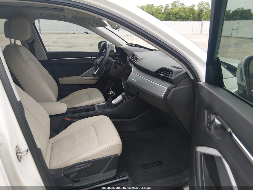 2020 Audi Q3 VIN WA1DECF30L1006136 IAAI salvage auction — FRONT END, Original (Texas), sold $9,850 on 2026-08-16 (photo 5)