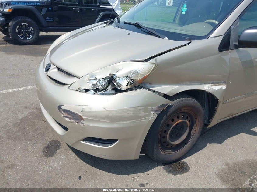 2007 Toyota Sienna VIN 5TDZK23C17S002124 IAAI salvage auction — NORMAL WEAR, Clear (New Jersey), sold $575 on 2026-07-27 (photo 6)