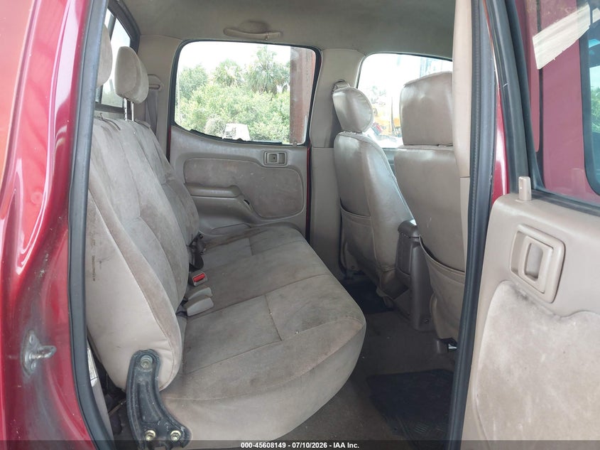 2004 Toyota Tacoma VIN 5TEGN92N74Z457701 IAAI salvage auction — NORMAL WEAR, Clear (Florida), sold $875 on 2026-07-28 (photo 8)