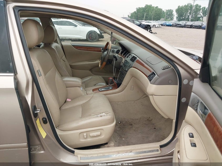 2006 Lexus Es 330 VIN JTHBA30G365166270 IAAI salvage auction — NORMAL WEAR, Clear (New York), sold $25 on 2026-07-22 (photo 5)