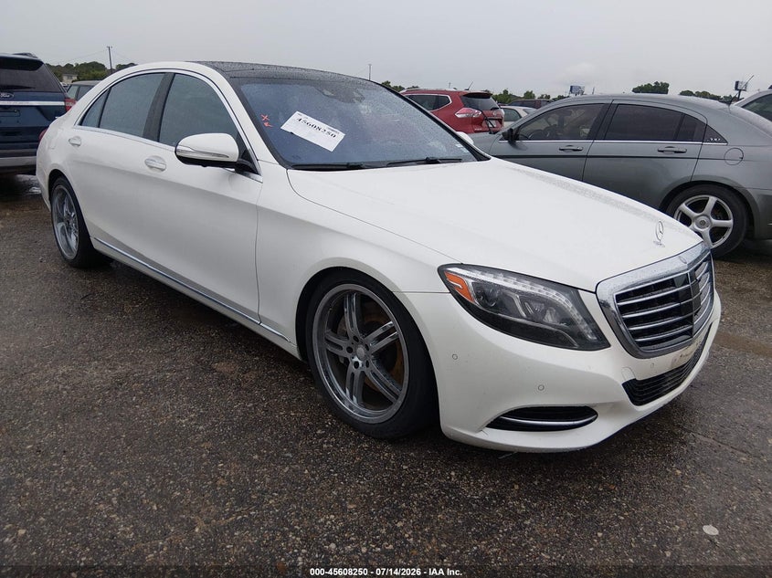 2015 Mercedes-benz S class VIN WDDUG8CB0FA070406 IAAI salvage auction — NORMAL WEAR, Original (Texas), sold $5,550 on 2026-08-05 (photo 1)