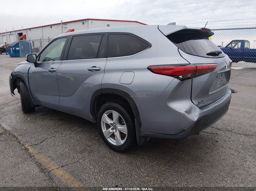 2020 Toyota Highlander VIN 5TDBZRBH2LS038059 IAAI salvage auction — FRONT END, Clear (Missouri), sold $9,075 on 2026-07-16 (photo 3)