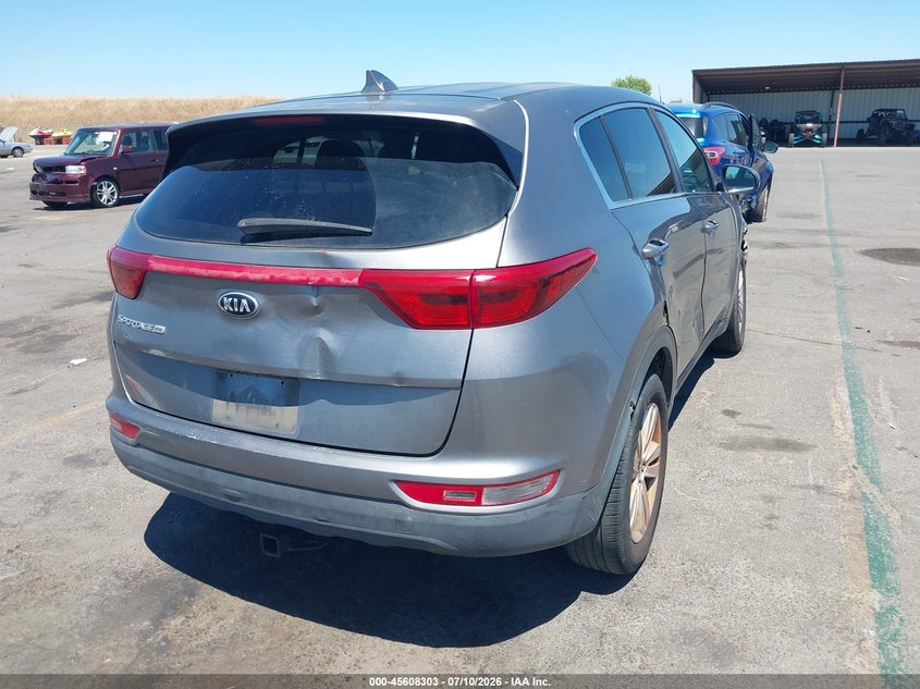 2018 Kia Sportage VIN KNDPM3AC4J7423864 IAAI salvage auction — RIGHT SIDE, Salvage Title, sold $2,100 on 2026-07-29 (photo 4)