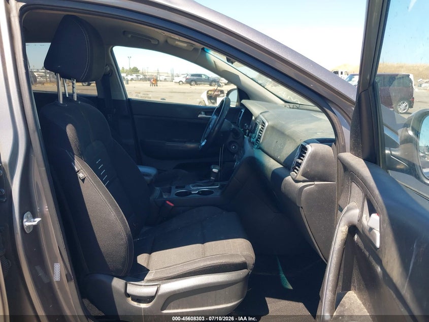 2018 Kia Sportage VIN KNDPM3AC4J7423864 IAAI salvage auction — RIGHT SIDE, Salvage Title, sold $2,100 on 2026-07-29 (photo 5)