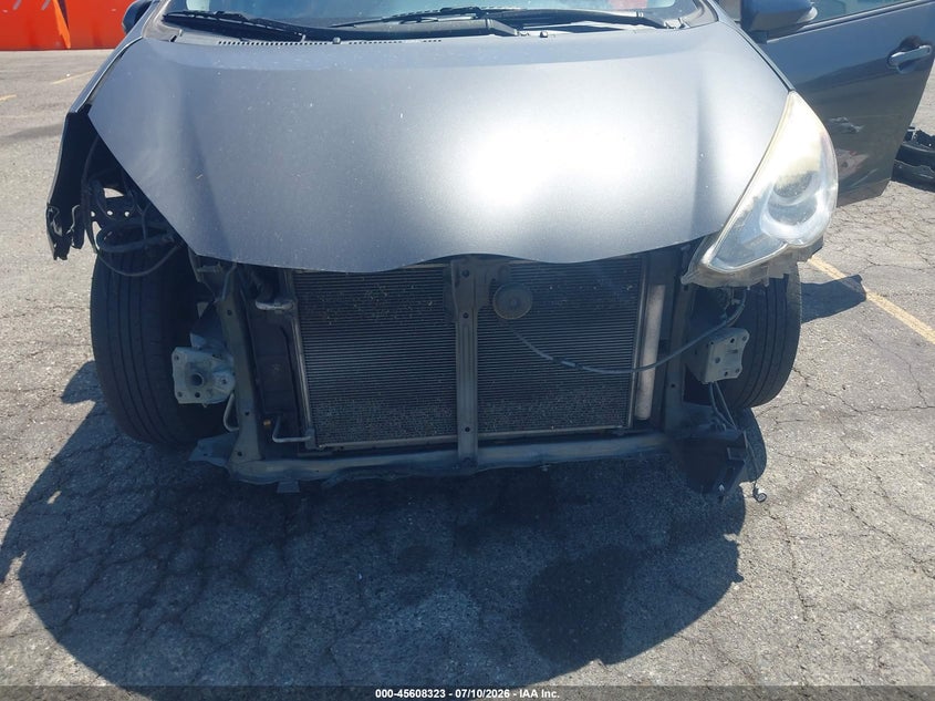 2015 Toyota Prius c VIN JTDKDTB35F1108493 IAAI salvage auction — FRONT & REAR, Salvage (California), sold $200 on 2026-07-29 (photo 6)
