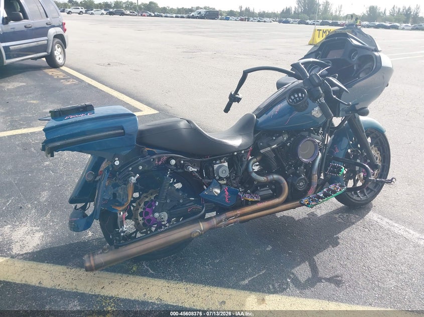 2021 Harley-davidson Road glide VIN 1HD1KTP14MB669217 IAAI salvage auction — REAR END, Wait Title, sold $4,750 on 2026-09-10 (photo 4)