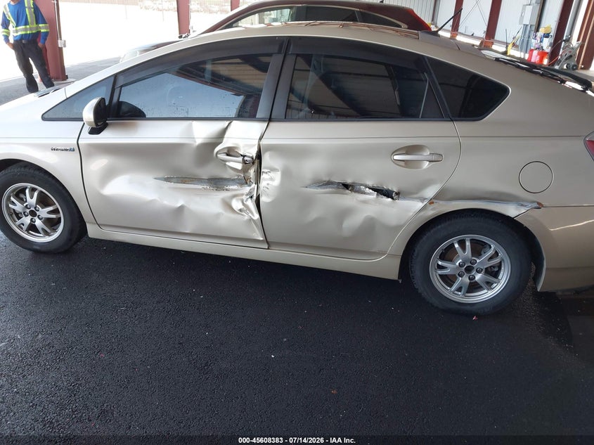 2010 Toyota Prius VIN JTDKN3DU8A1005211 IAAI salvage auction — SIDE, Salvage (California), sold $825 on 2026-07-28 (photo 6)
