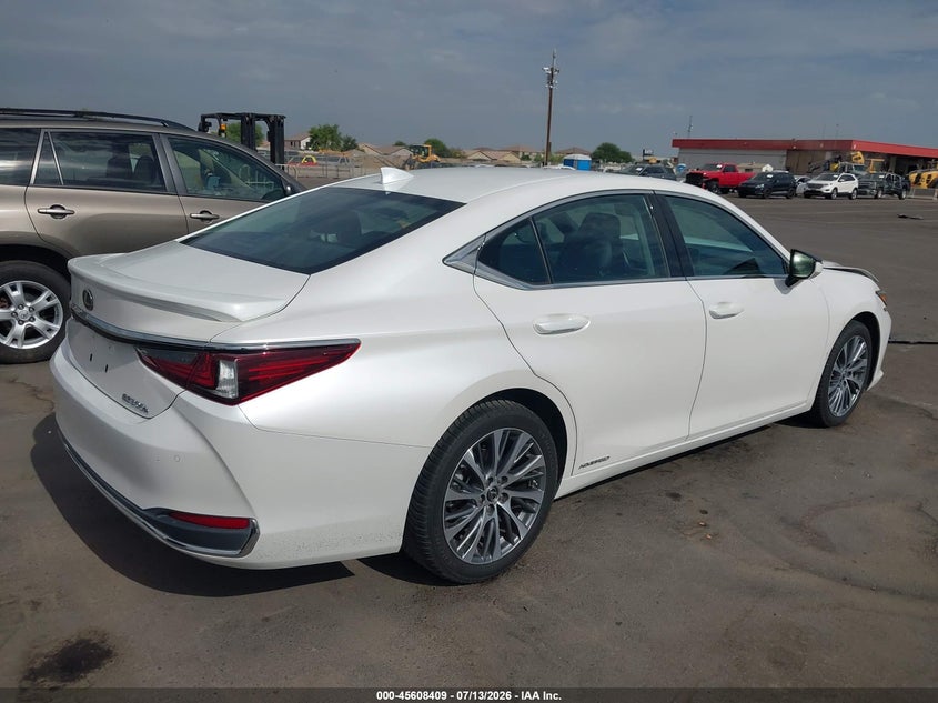 2019 Lexus ES VIN 58AB21B10KU004290 IAAI salvage auction — LEFT FRONT, Salvage (Arizona), sold $7,700 on 2026-07-31 (photo 4)