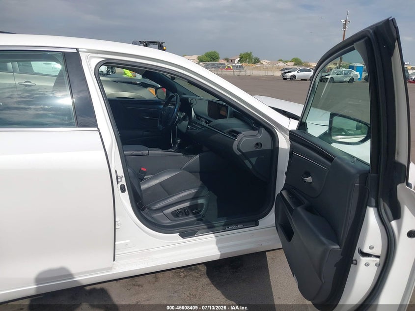 2019 Lexus ES VIN 58AB21B10KU004290 IAAI salvage auction — LEFT FRONT, Salvage (Arizona), sold $7,700 on 2026-07-31 (photo 5)