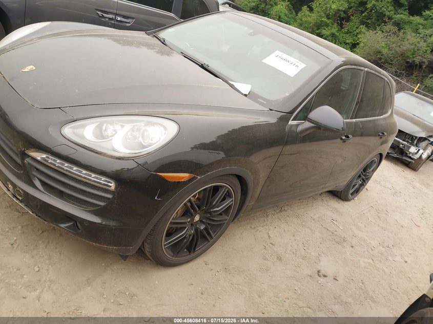 2013 Porsche Cayenne VIN WP1AB2A22DLA83461 IAAI salvage auction — NORMAL WEAR, Clear (Massachusetts), sold $25 on 2026-07-21 (photo 2)