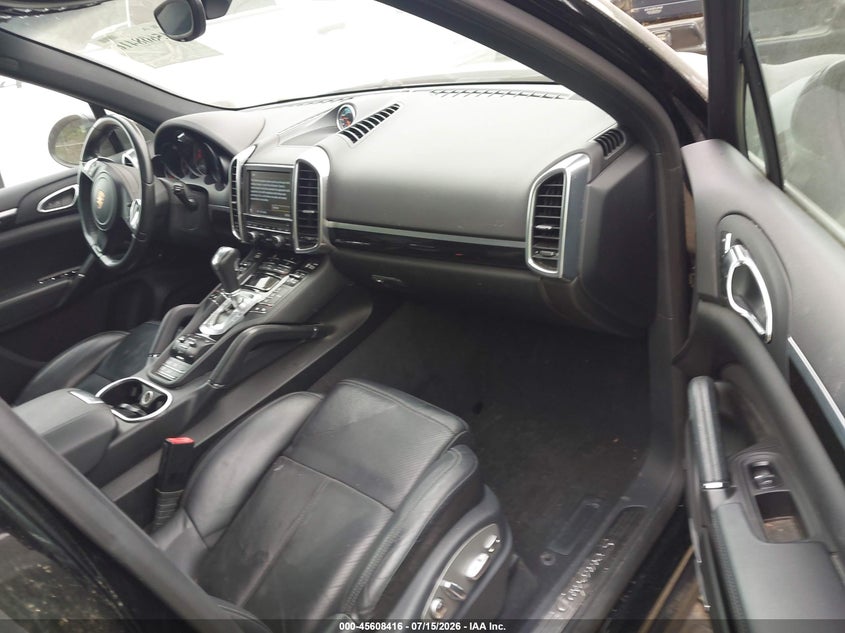 2013 Porsche Cayenne VIN WP1AB2A22DLA83461 IAAI salvage auction — NORMAL WEAR, Clear (Massachusetts), sold $25 on 2026-07-21 (photo 5)