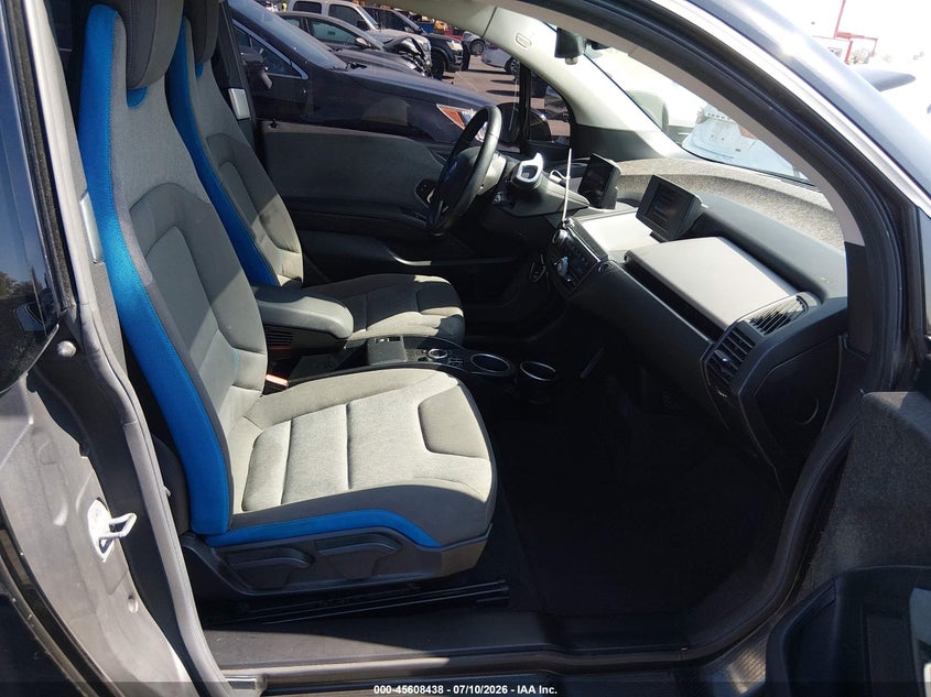 2019 BMW I3 VIN WBY8P4C54K7D24657 IAAI salvage auction — LEFT FRONT, Salvage (Arizona), sold $4,550 on 2026-07-29 (photo 5)