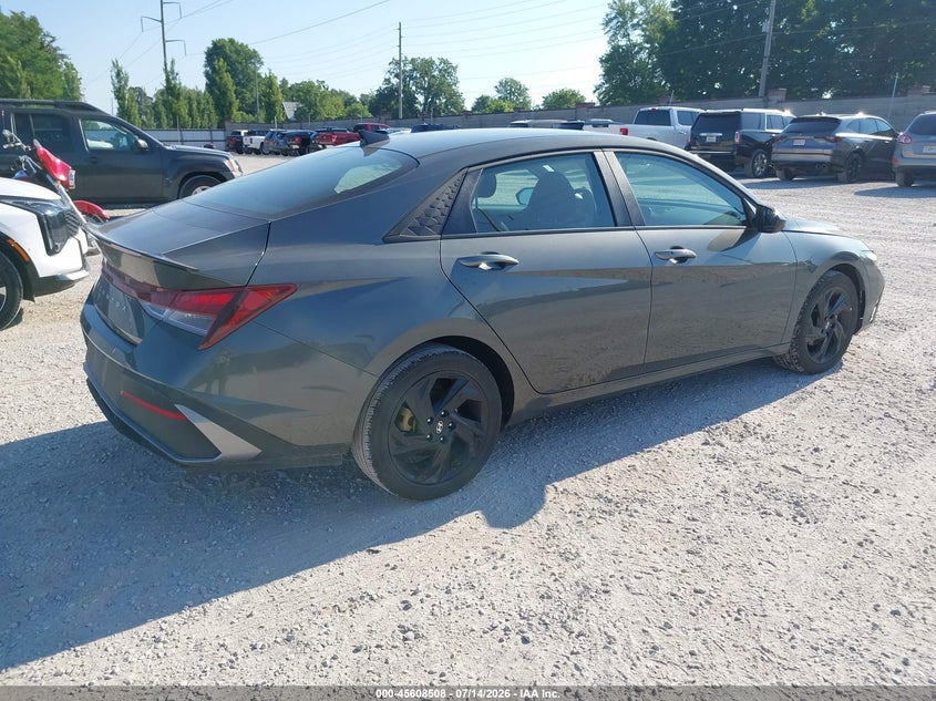 2026 Hyundai Elantra VIN KMHLM4DG6TU121057 IAAI salvage auction — RIGHT FRONT, Enterprise Vehicles Clear Only (Illinois), sold $11,600 on 2026-07-29 (photo 4)