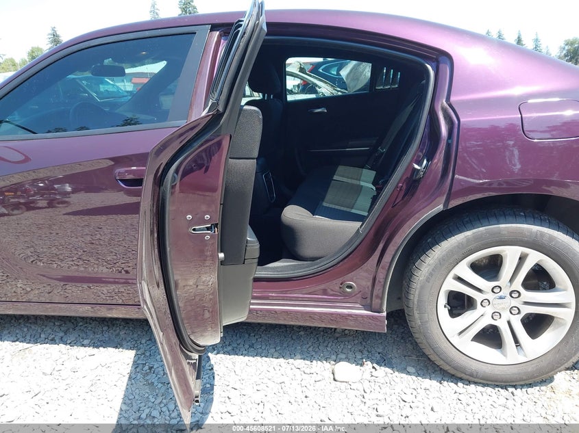 2020 Dodge Charger VIN 2C3CDXBG8LH205526 IAAI salvage auction — RIGHT SIDE, Salvage Title, sold $6,100 on 2026-07-30 (photo 8)