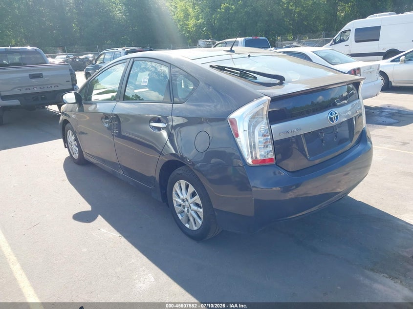 2013 Toyota Prius plug-in VIN JTDKN3DP2D3037798 IAAI salvage auction — SIDE, Clear (Massachusetts), sold $4,850 on 2026-07-16 (photo 3)