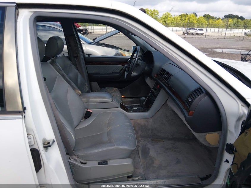 1996 Mercedes-benz S class VIN WDBGA32E2TA289773 IAAI salvage auction — NORMAL WEAR, Clear (Tennessee), sold $25 on 2026-07-29 (photo 5)