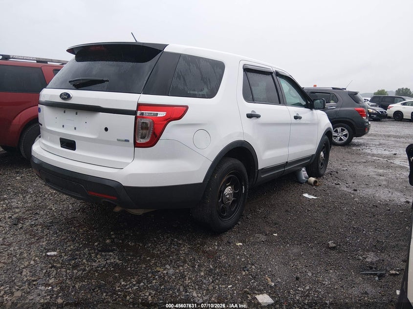 2014 Ford Police interceptor utility VIN 1FM5K8ARXEGA80946 IAAI salvage auction — NORMAL WEAR, Clear (Tennessee), sold $750 on 2026-07-16 (photo 4)