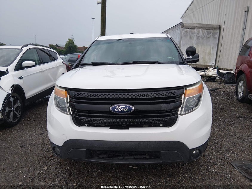 2014 Ford Police interceptor utility VIN 1FM5K8ARXEGA80946 IAAI salvage auction — NORMAL WEAR, Clear (Tennessee), sold $750 on 2026-07-16 (photo 6)
