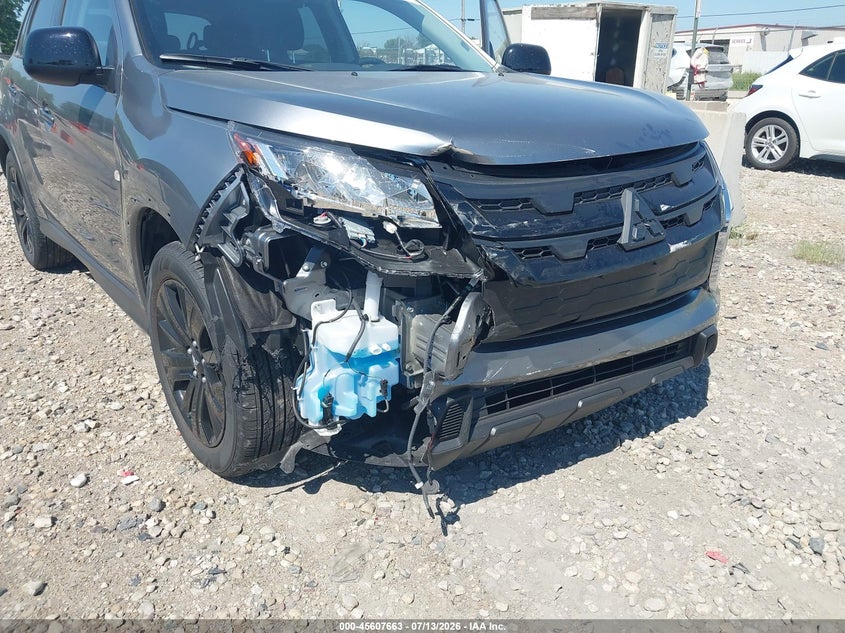 2026 Mitsubishi Outlander VIN JA4ARUAU0TU018766 IAAI salvage auction — FRONT END, Enterprise Vehicles Clear Only (Wisconsin), sold $13,050 on 2026-07-30 (photo 6)