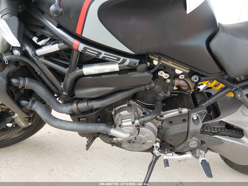 2021 Ducati MONSTER VIN ZDMMACLS9MB008626 IAAI salvage auction — ALL OVER, Original (Texas), sold $2,650 on 2026-09-30 (photo 9)