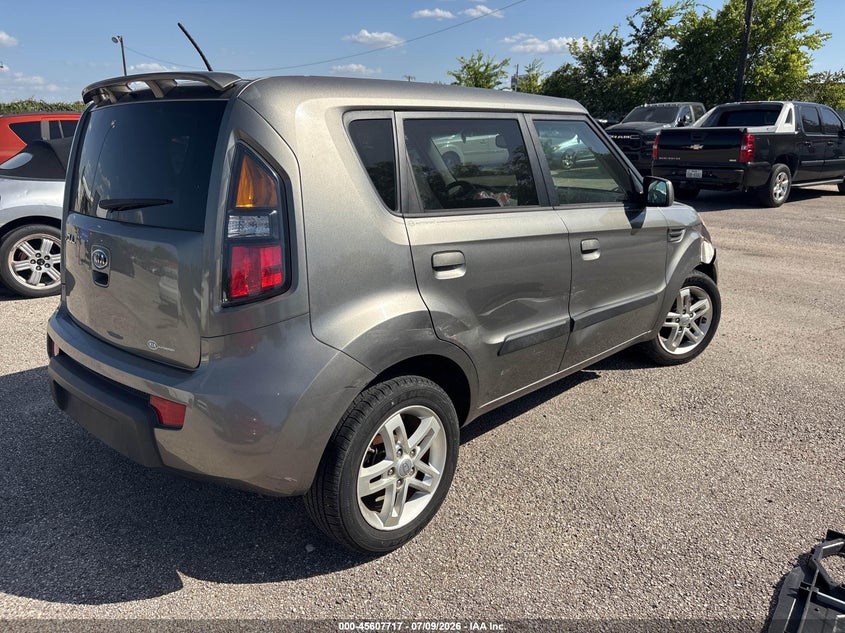 2010 Kia Soul VIN KNDJT2A21A7163708 IAAI salvage auction — LEFT FRONT, Clear (Mississippi), sold $400 on 2026-07-30 (photo 4)