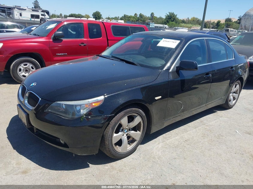 2007 BMW 5 series VIN WBANE53567CW67995 IAAI salvage auction — NORMAL WEAR, Clear - Dealer Only (California), sold $25 on 2026-07-23 (photo 2)
