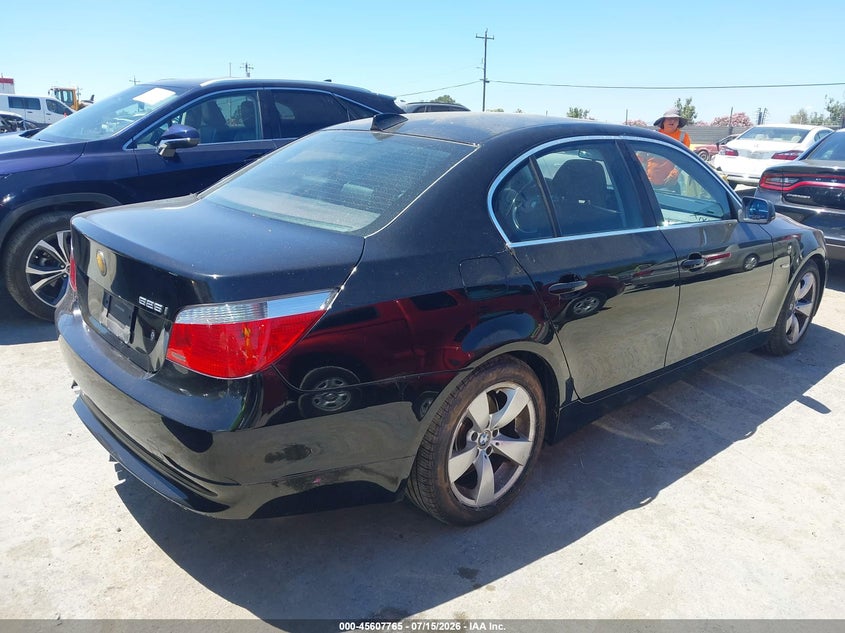 2007 BMW 5 series VIN WBANE53567CW67995 IAAI salvage auction — NORMAL WEAR, Clear - Dealer Only (California), sold $25 on 2026-07-23 (photo 4)