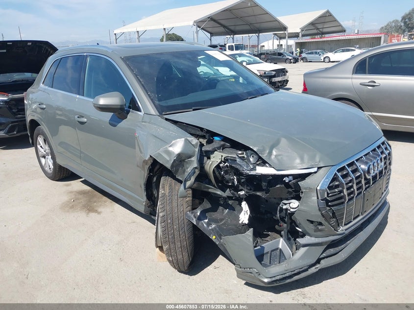 2024 Audi Q3 VIN WA1DECF35R1123767 — IAAI salvage auction photo